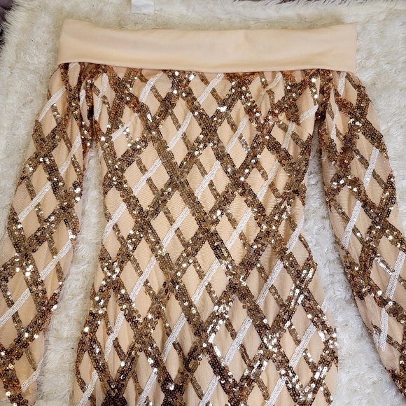 ​NWOT Dress the Population Gold Sequin Cocktail Midi Off Shoulder NYE Event Xs - Picture 7 of 15